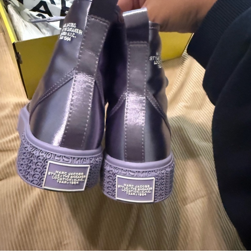 Marc Jacobs Lavender Lace-Up Sneakers - Picture 3 of 6